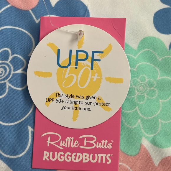 NWT RUFFLE BUTTS pastel petals two piece swim rashguard  4t - Picture 3 of 5